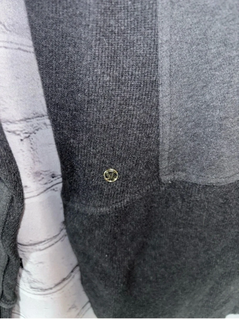 Lululemon Full Zip Thick Dark Gray Collar Jacket Size 6 Neutral Mid Length
